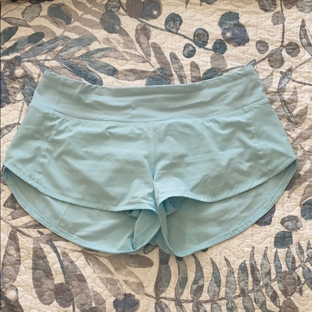 LULULEMON LIGHT BLUE SPEED UP SHORT 2.5”